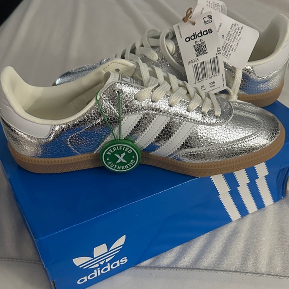 adidas Shoes - Adidas Samba Silver